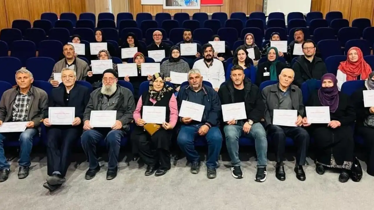 bayburtta-diyabet-okulu-egitimleri-devam-ediyor