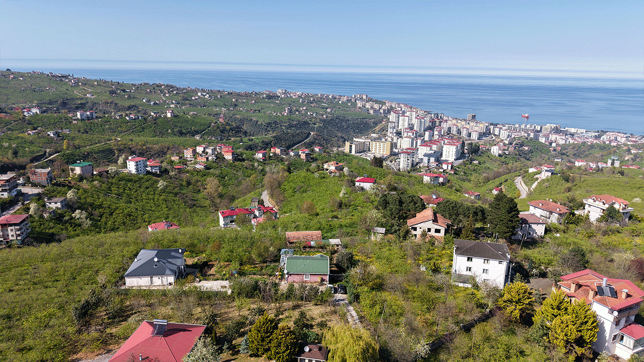 trabzonda-bir-koy-odasinda-200-tarihi-obje-sergileniyor