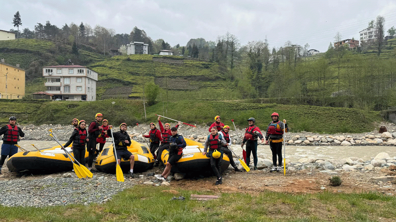 trabzonda-nehir-rehberligi-ve-rafting-egitimi-duzenlendi