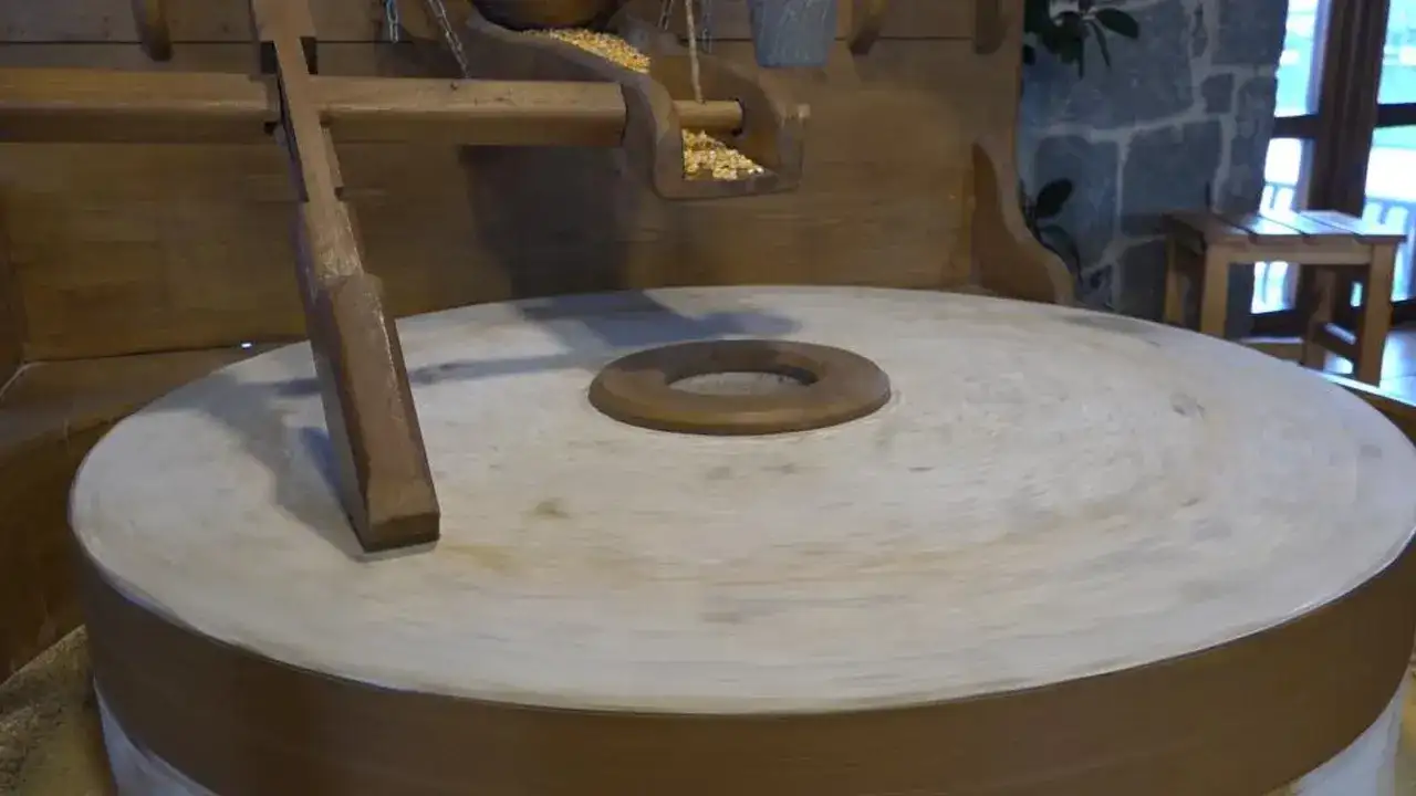 rizede-unutulan-degirmen-kulturu-sahilde-yasatiliyor