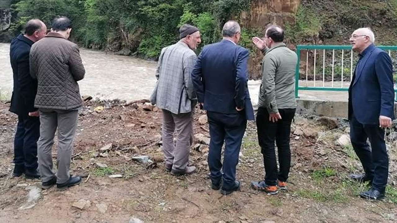 dernekpazarinda-dere-islahi-icin-sahada-inceleme-taskin-riski-azaltilacak