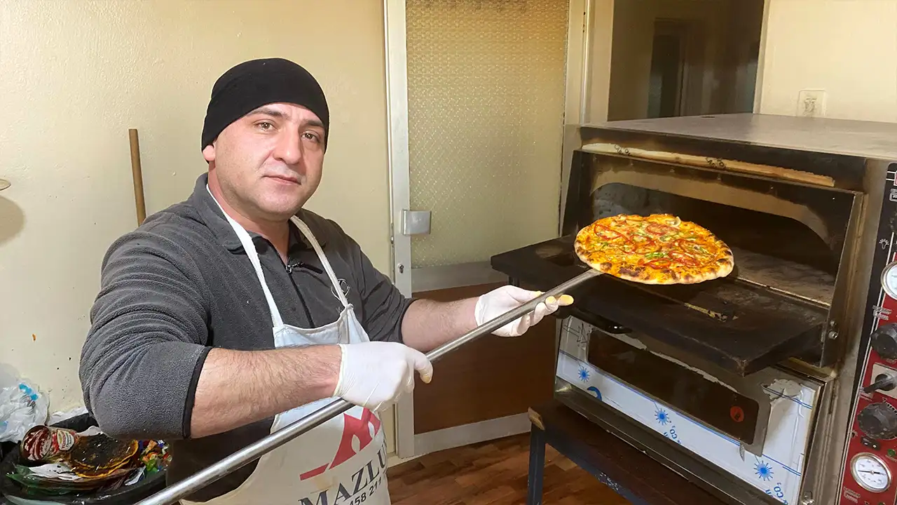bayburtta-yazilimci-pizzaci-oldu-siparislere-yetisemiyor