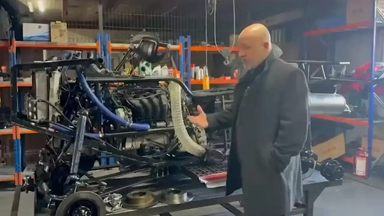 turk-muhendislerden-dev-hamle-suda-da-giden-kizil-kurt