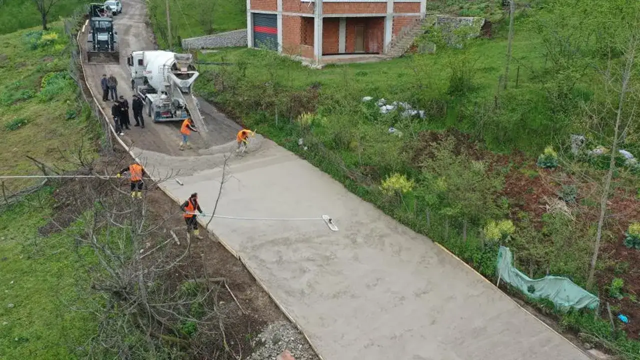 ordu-korganda-15-kilometrelik-beton-yol-calismasi-suruyor