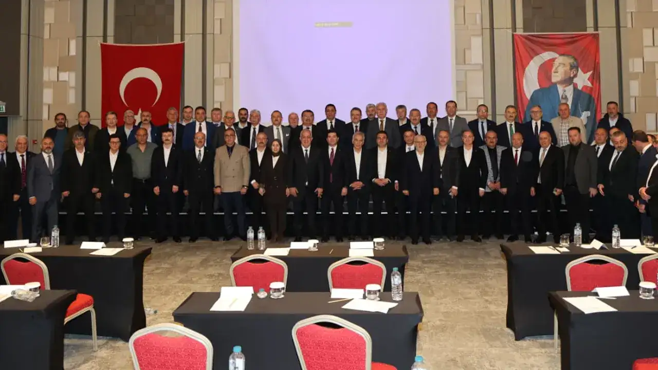 dkbb-toplantisinda-gencten-kanun-degisikligi-cagrisi