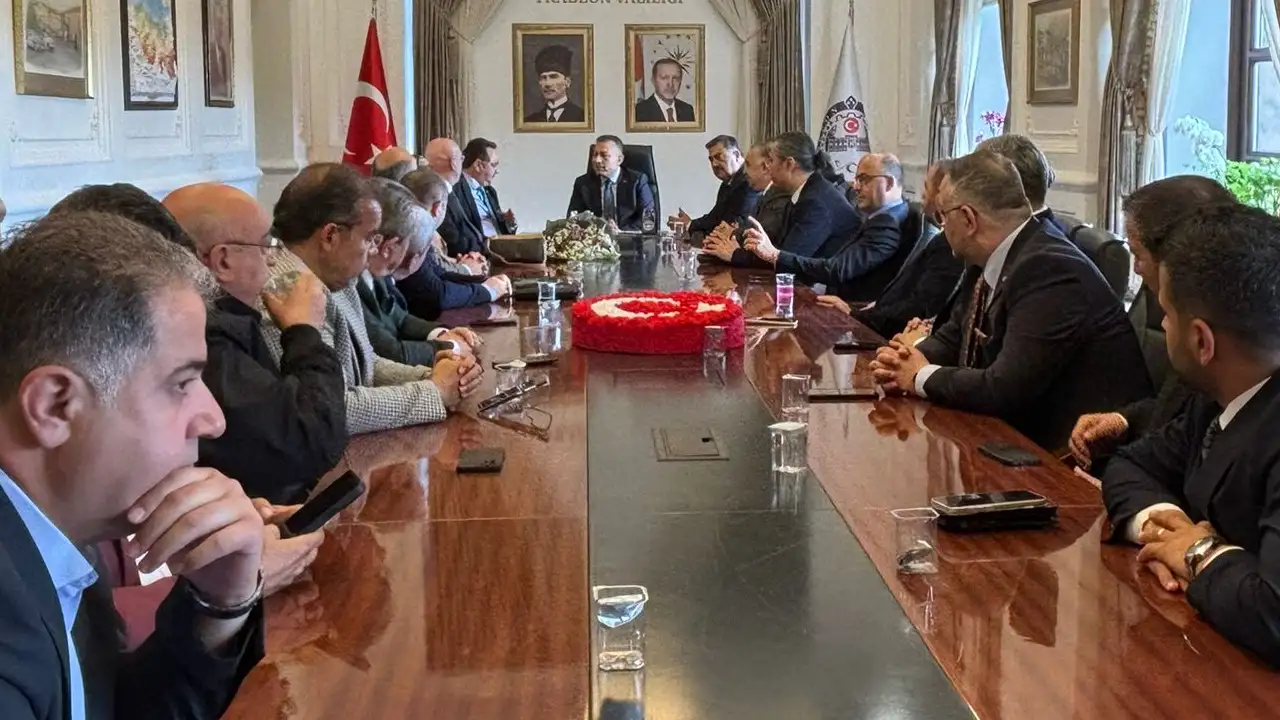 timbir-heyetinden-vali-tahir-sahine-ziyaret