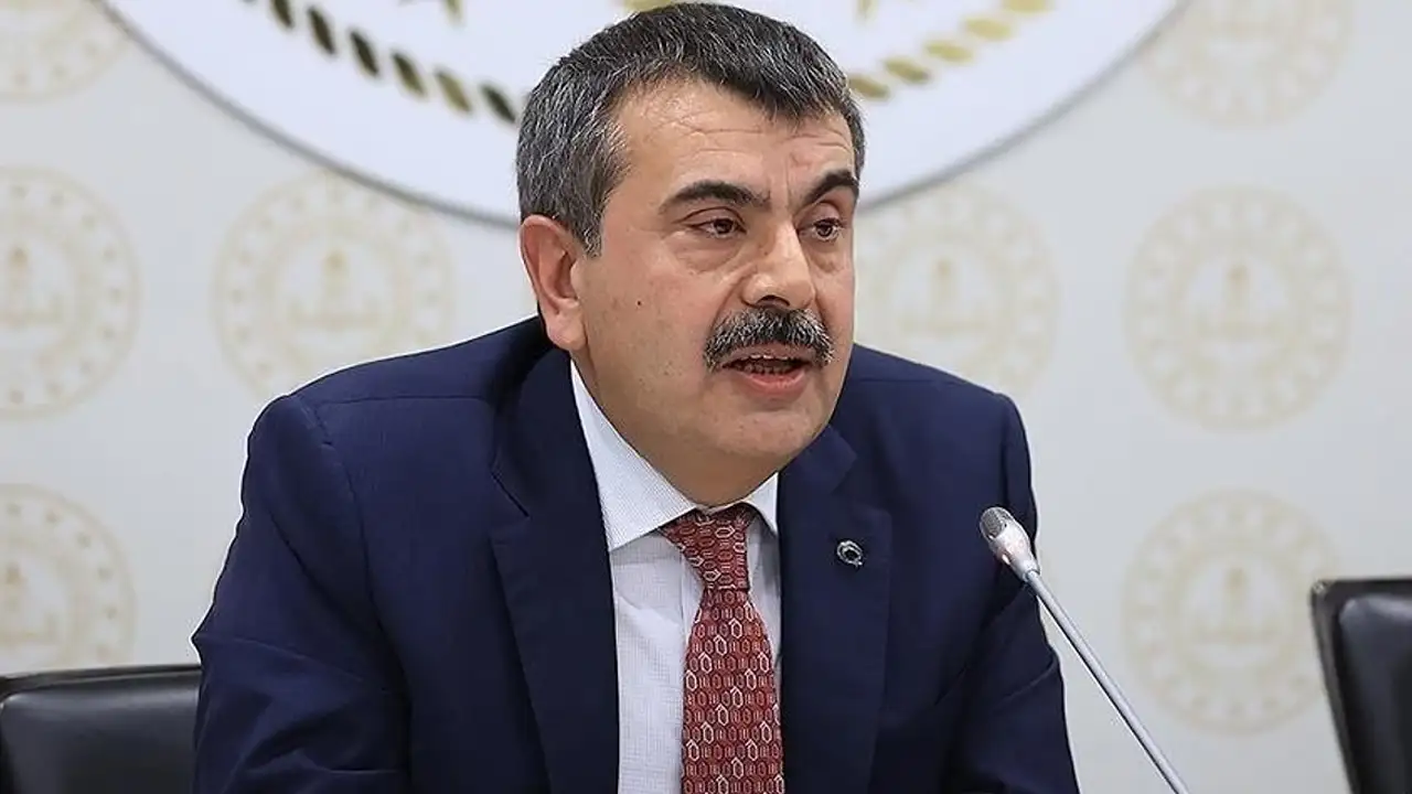 bakan-yusuf-tekin-yeni-formulu-acikladi-ara-tatil-kaldiriliyor-mu