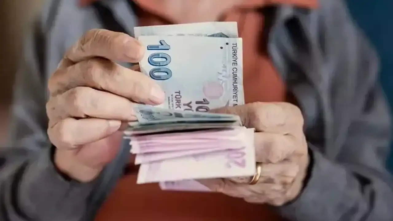 emekli-ve-memur-maasi-icin-yeni-zam-hesabi-ssk-bagkur-emekli-maasi-yuzde-kac-zamlanacak