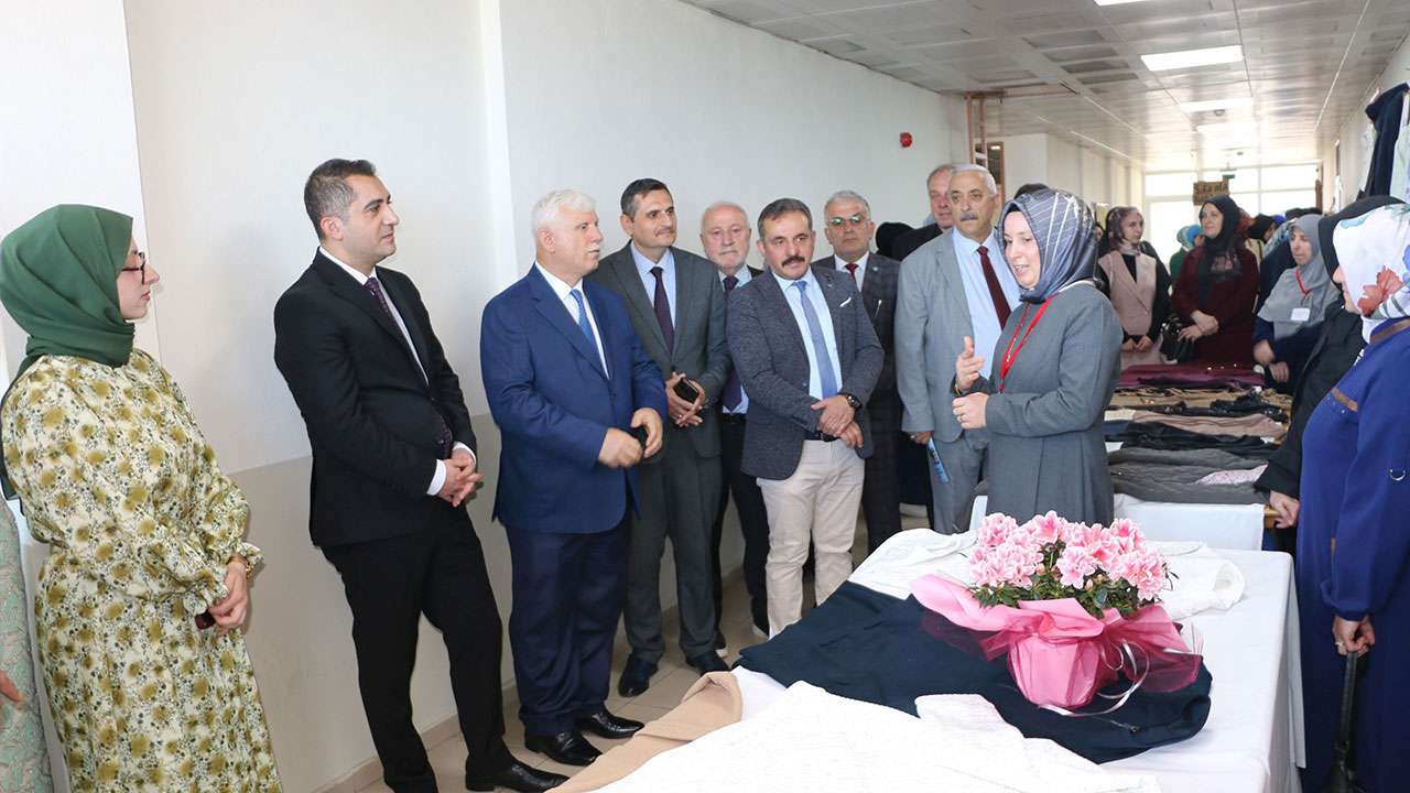 ofta-116-kursun-urunleri-yil-sonu-sergisinde-bulustu