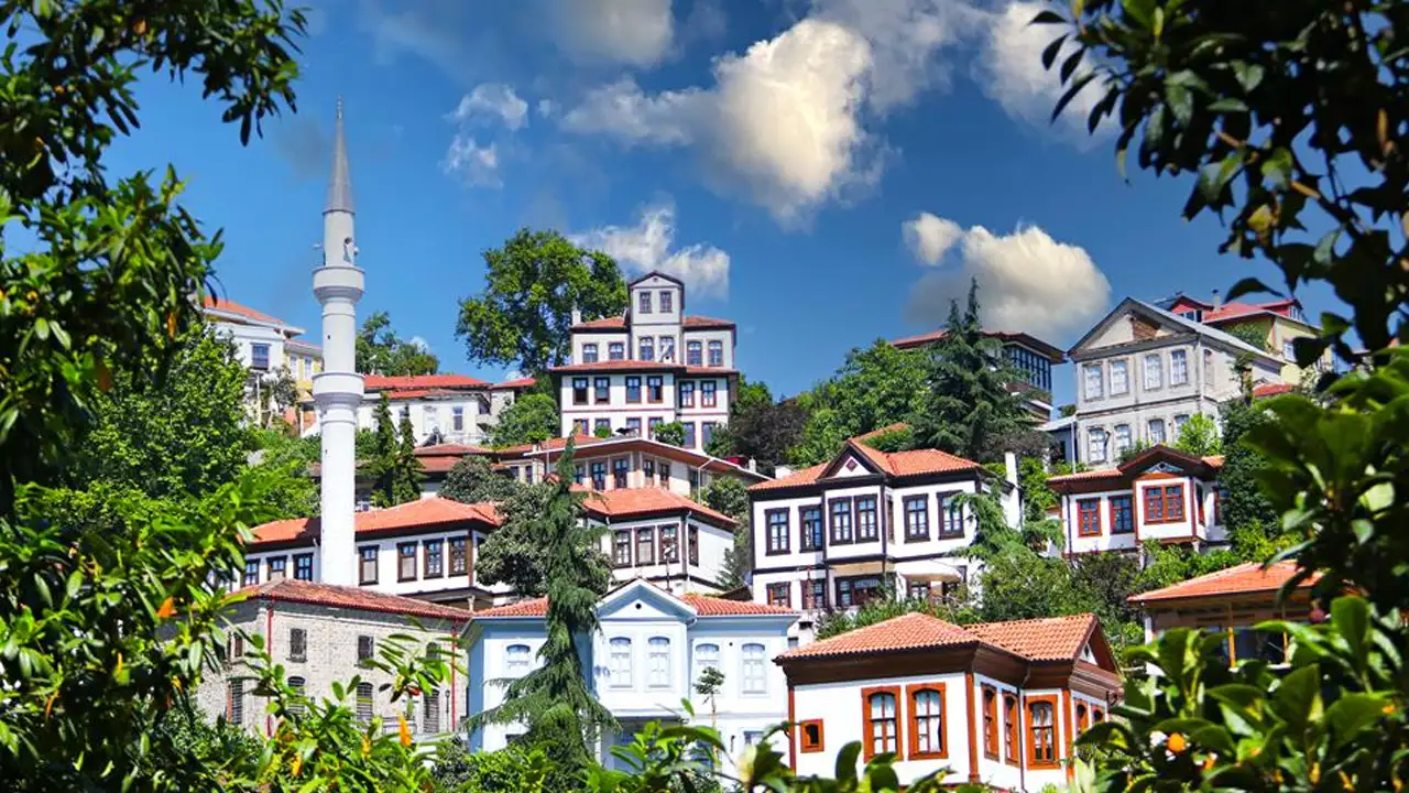 ozel-sektor-trabzon-turizminden-umudu-kesmedi-iste-acilan-tesis-sayisi