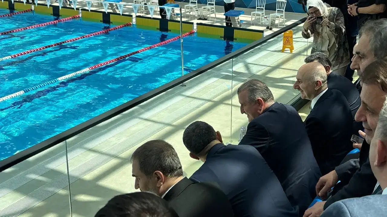 akcaabat-yari-olimpik-yuzme-havuzunun-resmi-acilisi-yapildi