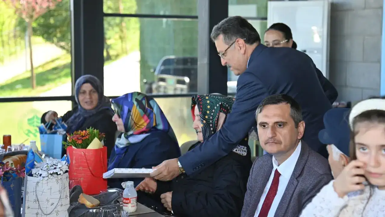 baskan-gencten-ehit-aileileien-mes-jsf