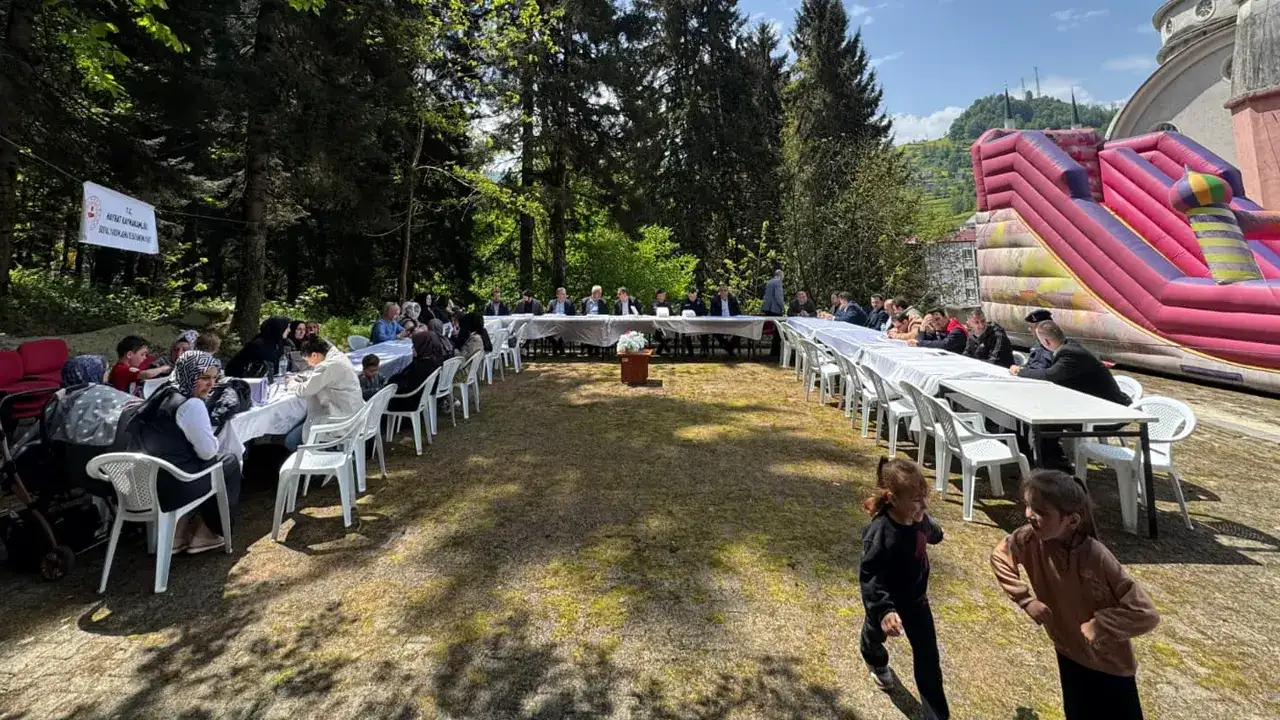 hayratta-cocuklar-icin-bahar-cocuk-festivali-duzenlendi