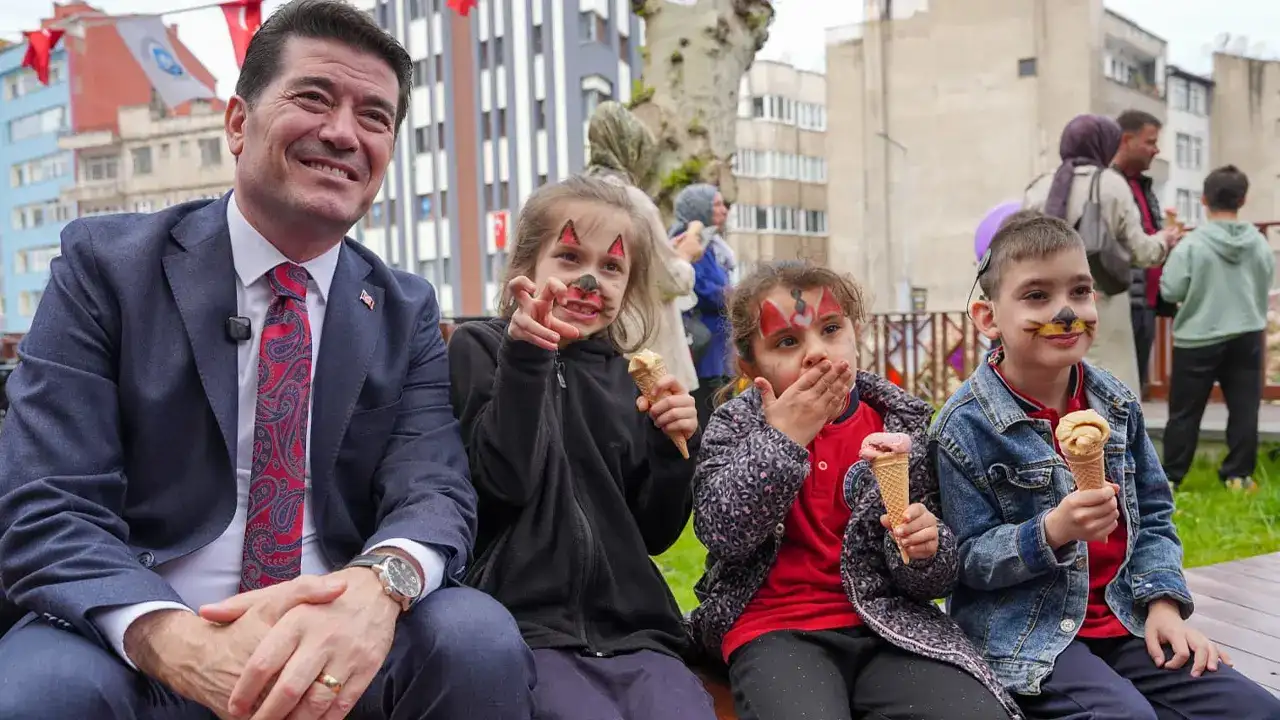 ortahisar-belediyesinden-ozel-bireylerin-yuzunu-gulduren-festival