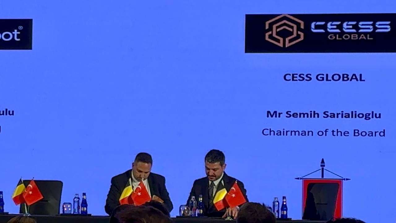 trabzonlu-firma-ceess-globalden-buyuk-gurur-kralicenin-huzurunda-imzayi-atti