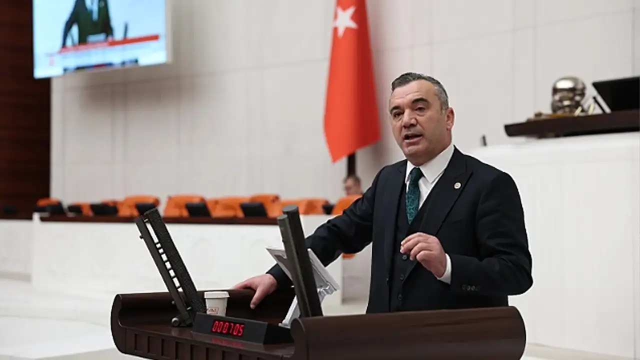yavuz-aydindan-anitkabir-icin-soru-onergesi-manevi-ciddiyete-uygun-kurallar-tavizsiz-uygulanmali