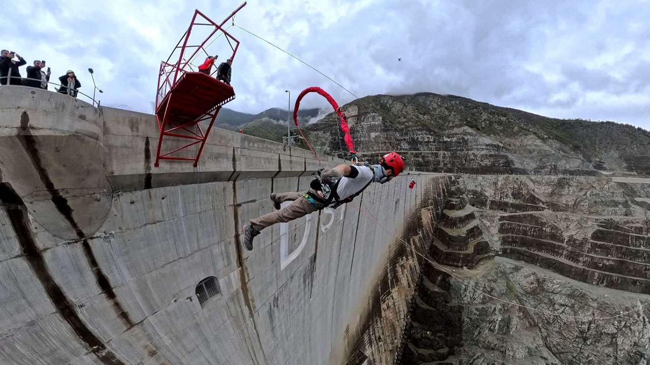 turkiyenin-ikinci-en-yuksek-barajinda-adrenalin