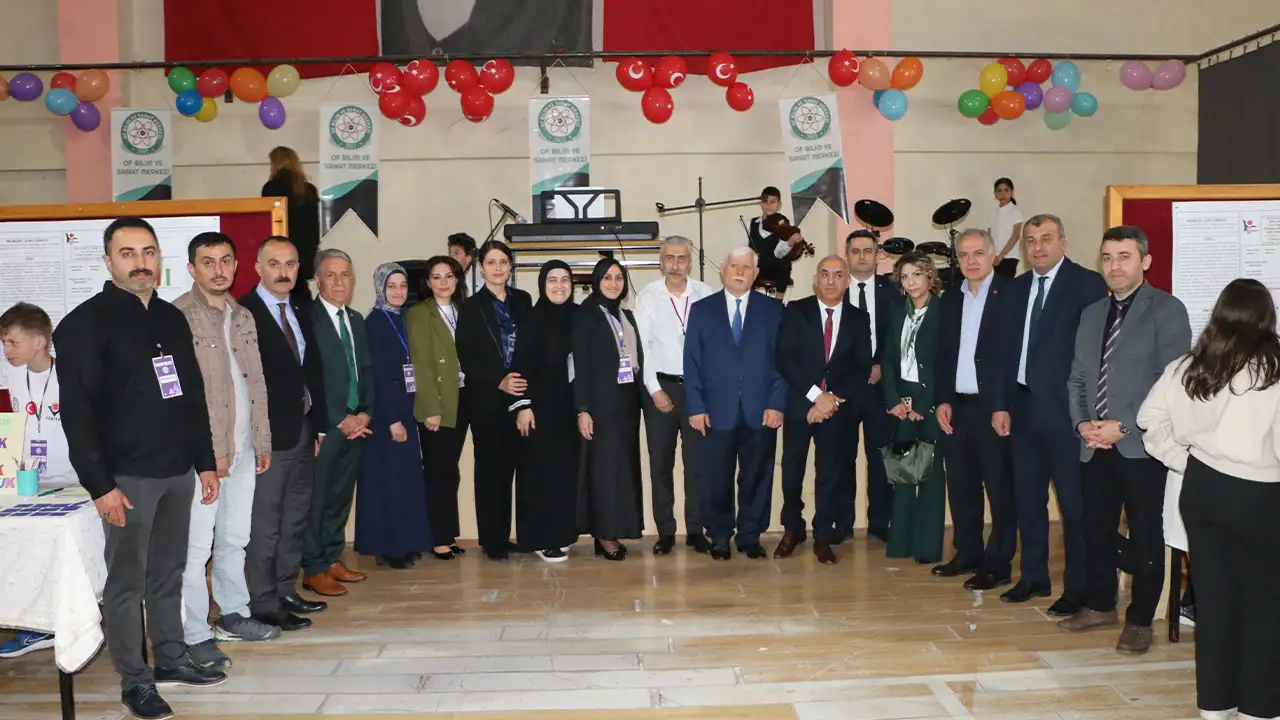 ofta-ogrencilerin-projeleri-bilim-fuarinda-sergilendi
