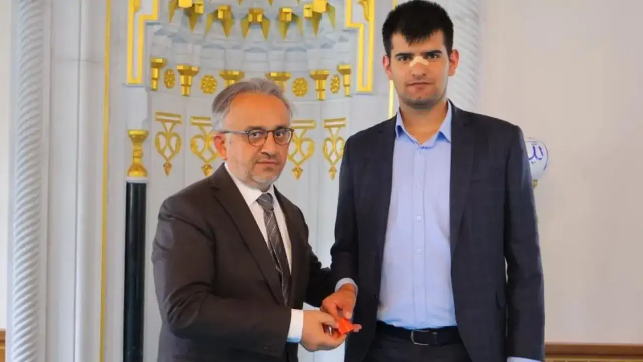 bayburtta-din-gorevlileri-arasinda-kuran-i-kerim-ve-hafizlik-yarismasi-duzenlendi