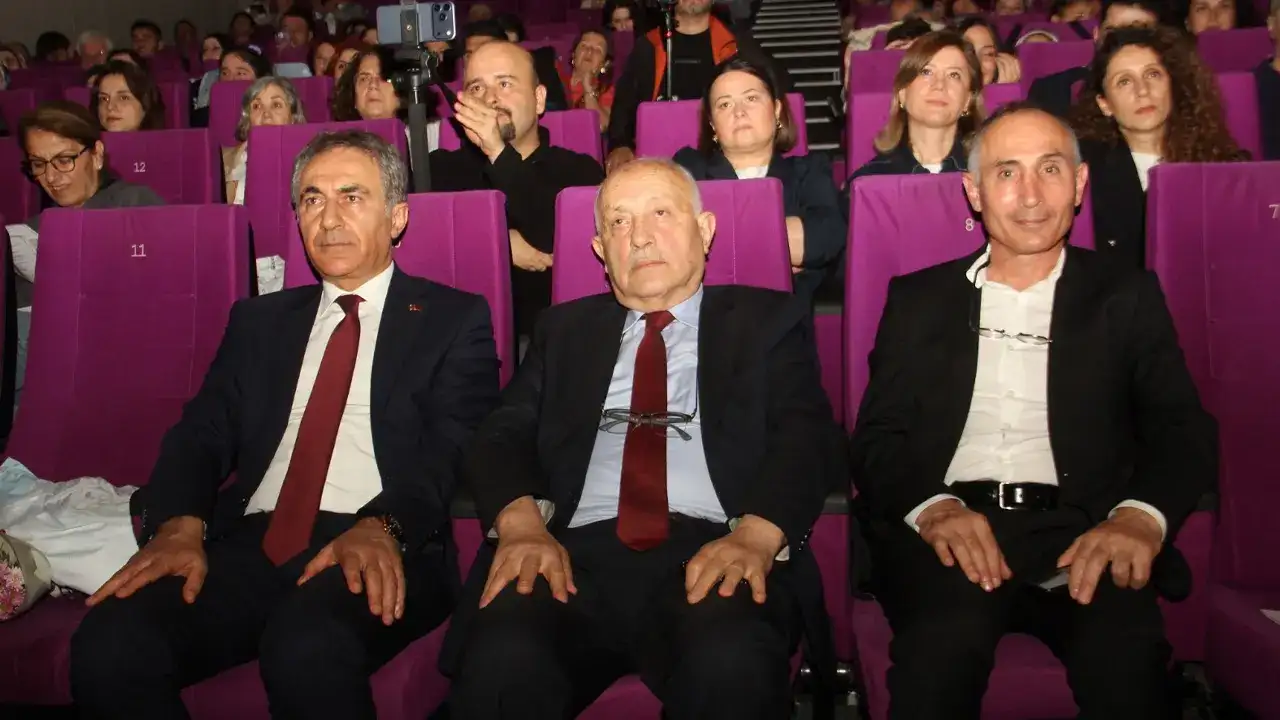 trt-trabzon-tsm-genclik-korosundan-unutulmaz-konser