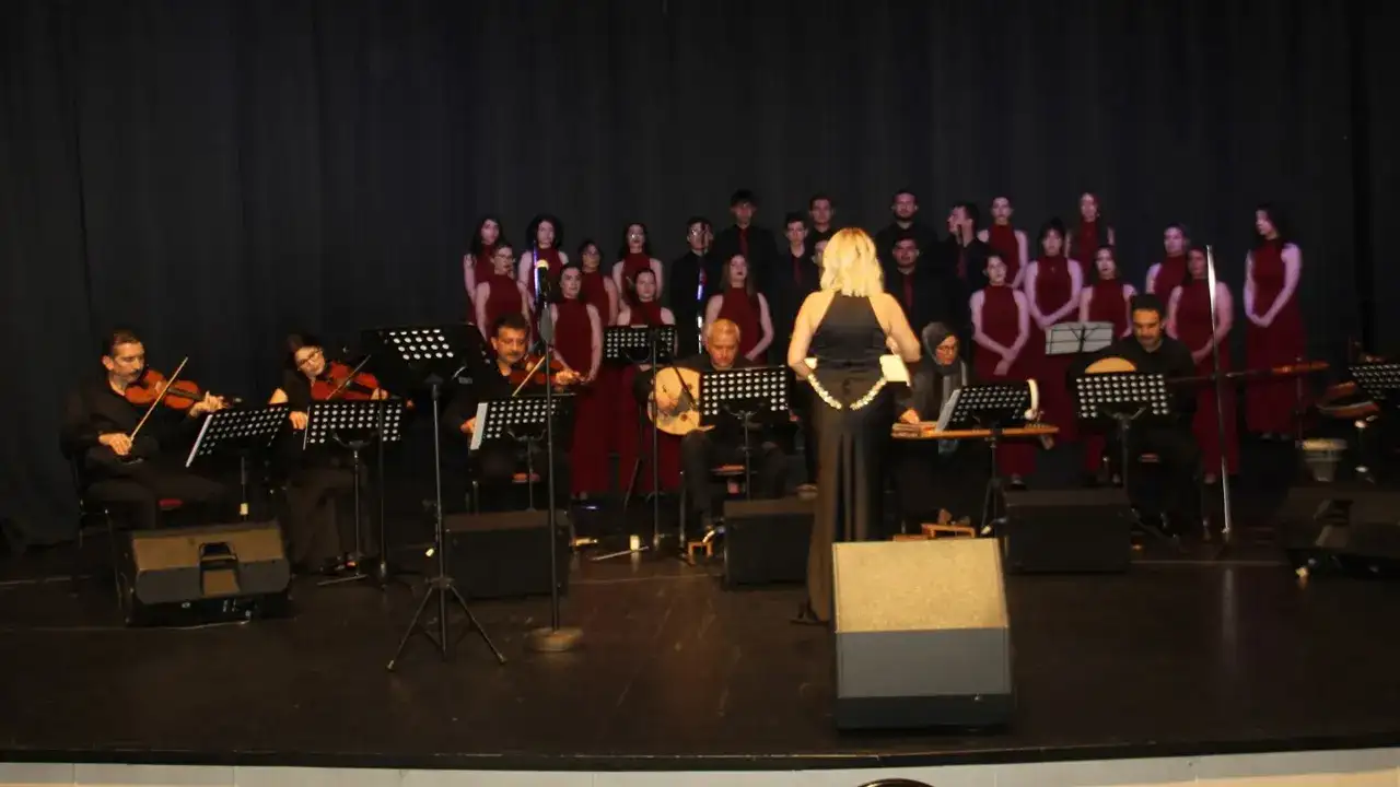 trt-trabzon-tsm-genclik-korosundan-unutulmaz-konser