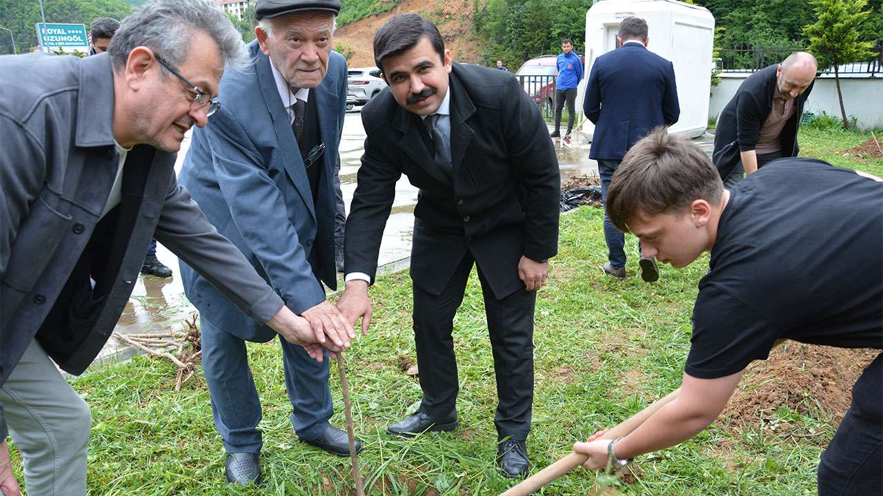 trabzon-caykarada-kardes-okul-projesi-kapsaminda-etkinlik-duzenlendi
