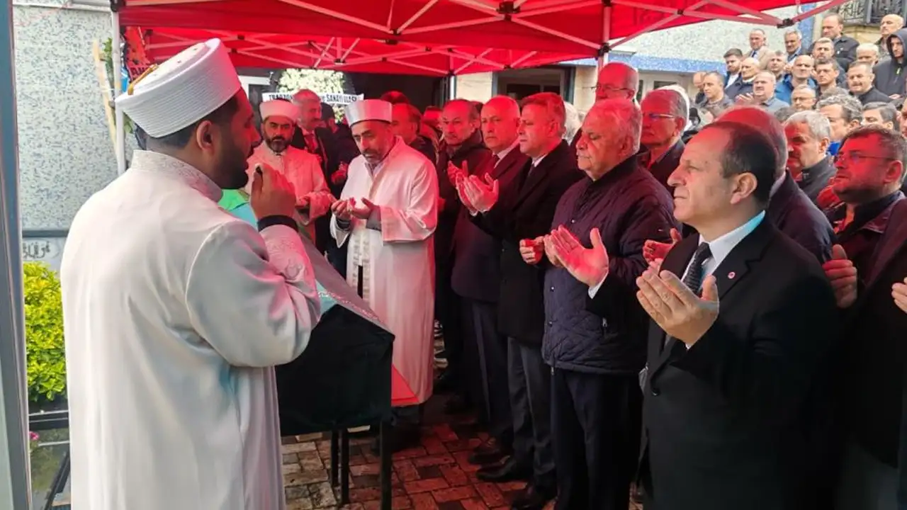 omer-yildizdan-esine-son-gorev