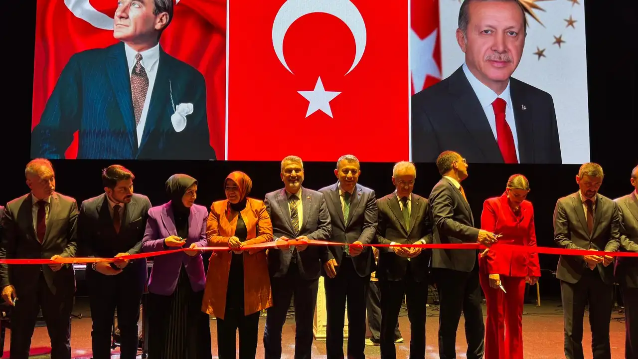 akcaabat-kultur-merkezinin-acilisi-gerceklesti-onemli-bir-cazibe-merkezi-olacak
