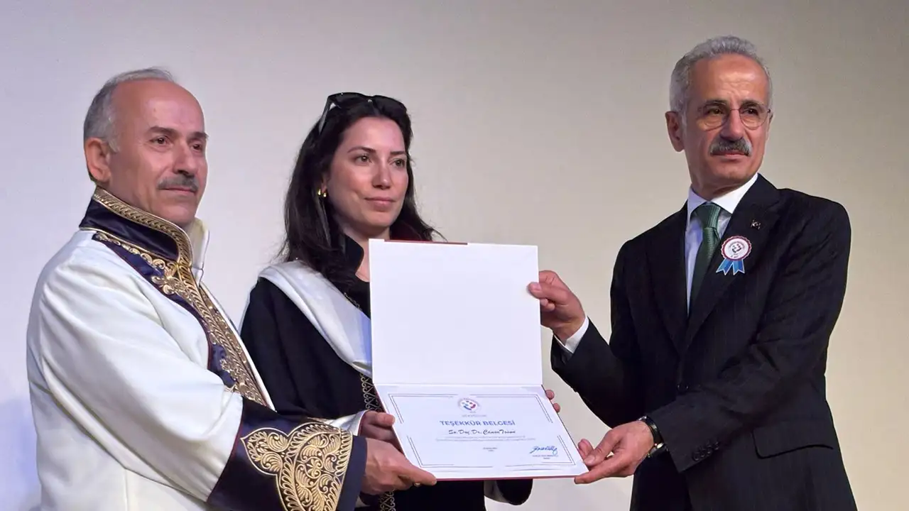 bakan-uraloglu-trabzon-universitesinin-8