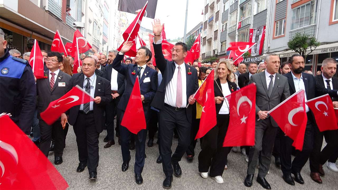 giresunda-festival-atesi-yakildi