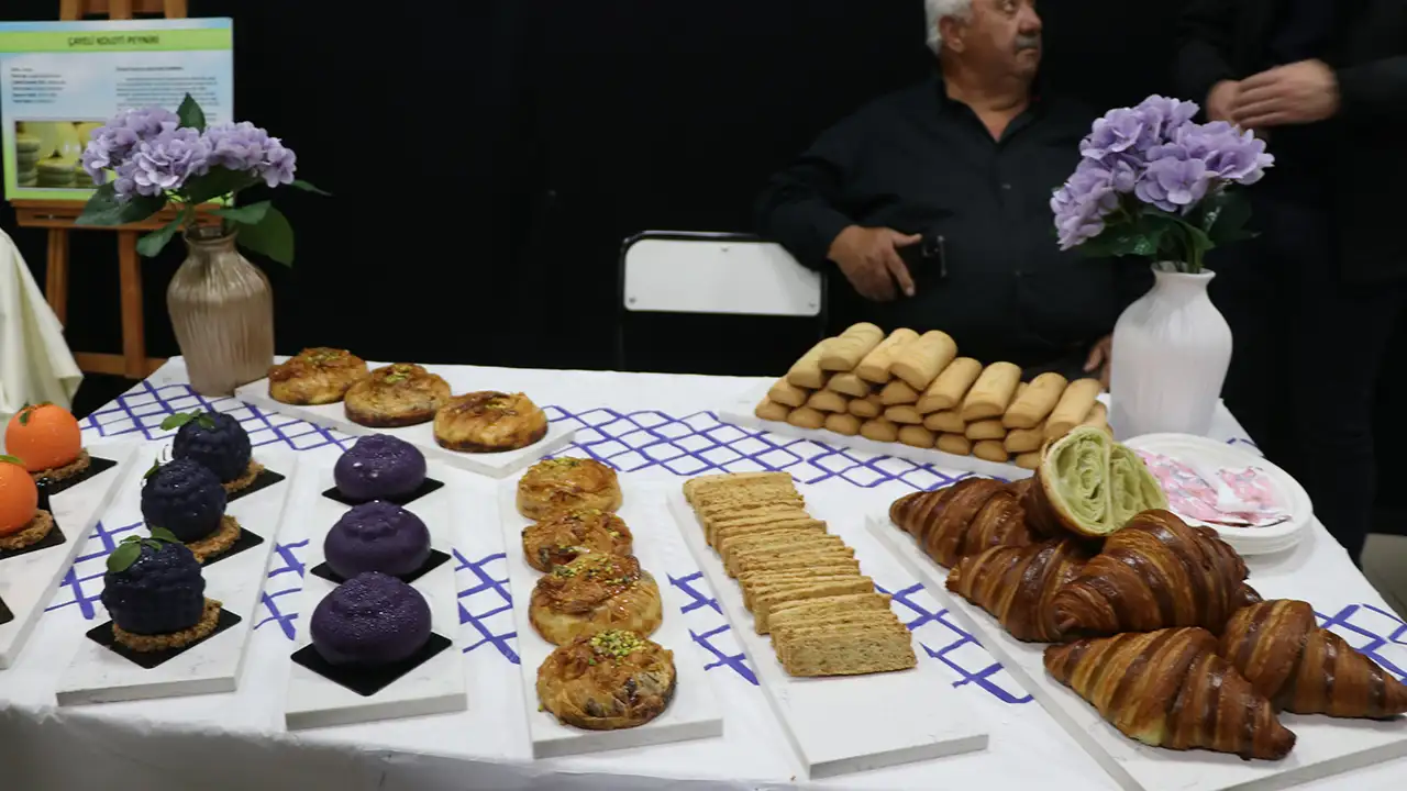 ktude-meslek-tanitim-fuari-ogrencilerle-bulustu