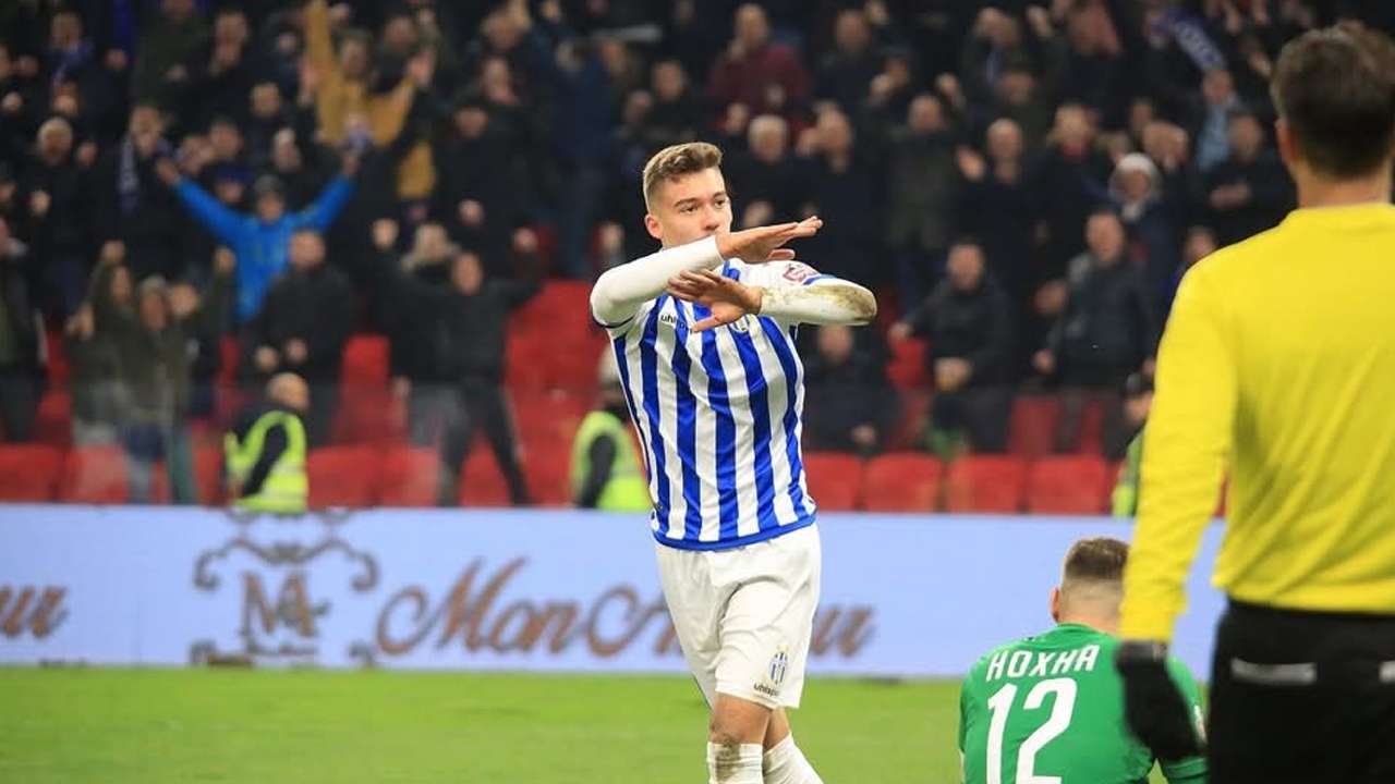ernest-mucinin-kupa-aliskanligi-gittigi-her-takimda-kazandi