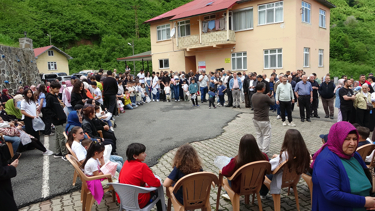 iki-asirlik-gelenek-cocuklarin-bayram-sevincine-donusuyor