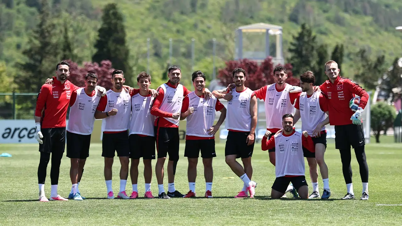 a-milli-takimda-mustafa-eskihellac-gelismesi-bugunku-idmanda-yer-almadi