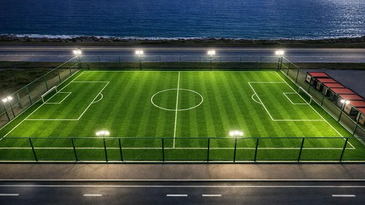 trabzonda-spor-altyapisina-31-milyon-tllik-yatirim-toklu-ve-gundogdu-yenileniyor