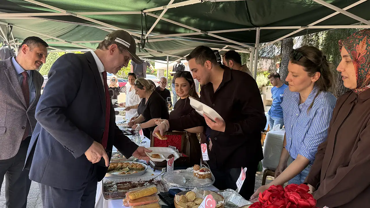 ktude-suheda-camisi-icin-kermes-duzenlendi