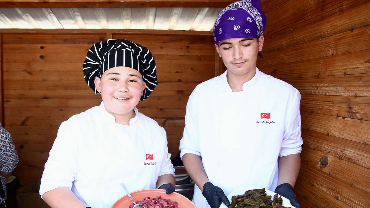 giresunun-yoresel-lezzetleri-gastronomi-festivalinde-tanitildi