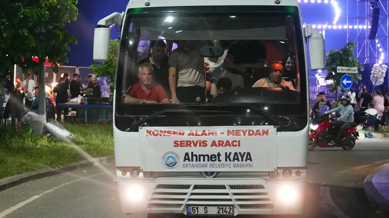 trabzonda-konser-sonrasi-ulasim-magduriyetine-ortahisar-belediyesi-el-atti