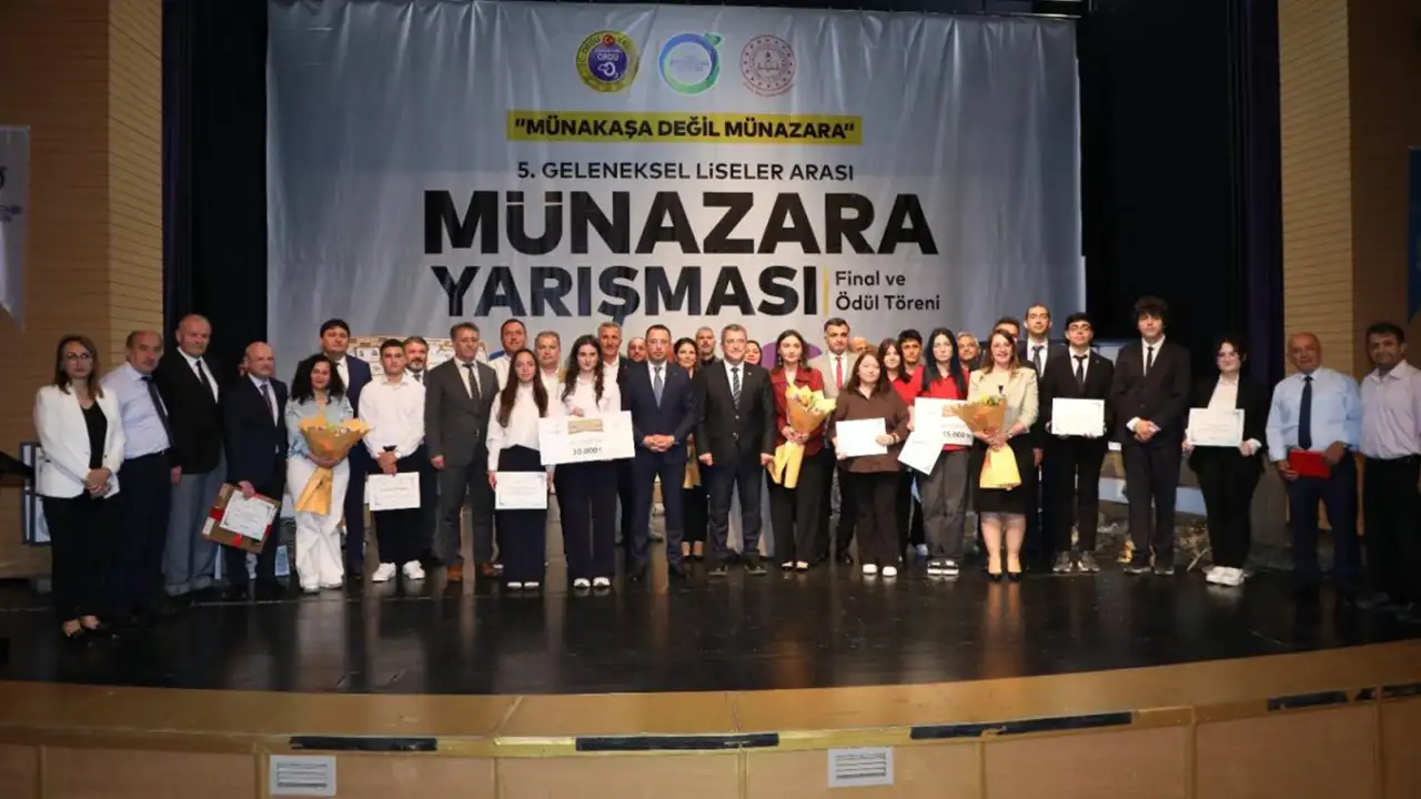 orduda-munazara-yarismasinin-sampiyonu-belli-oldu
