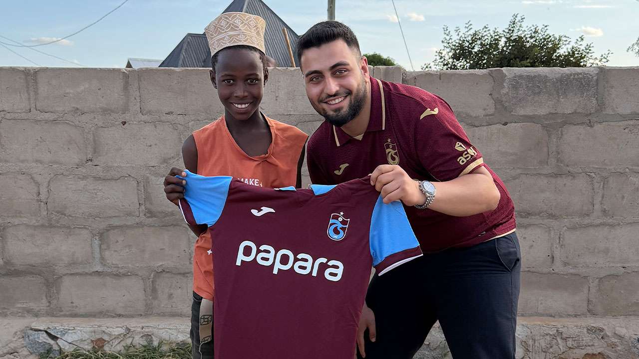 trabzonspor-sevgisi-afrikaya-tasindi
