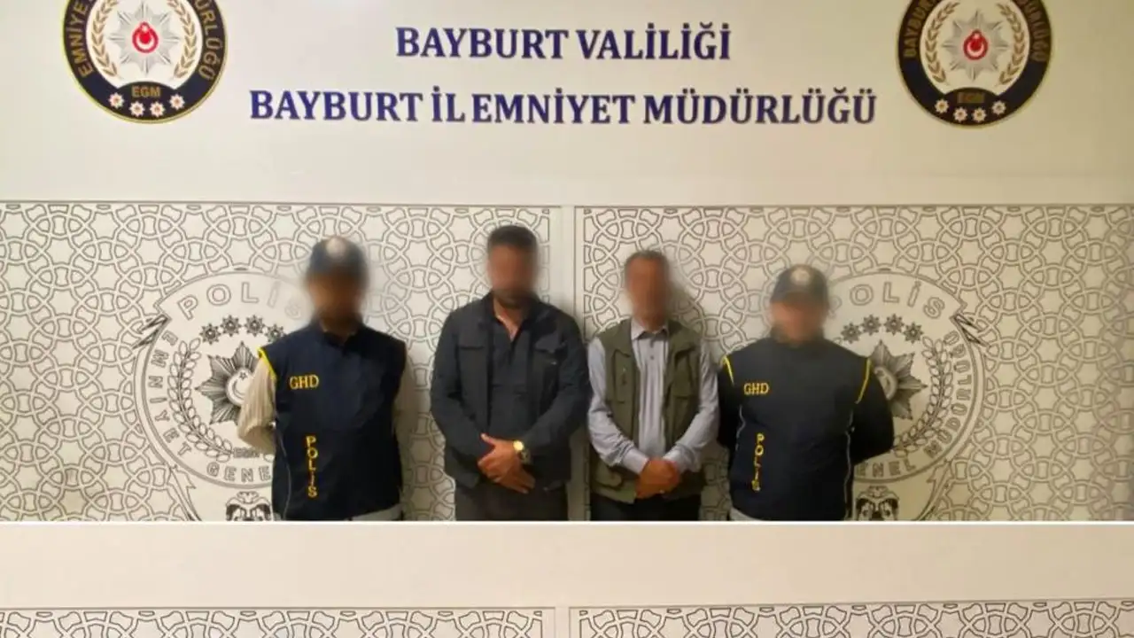 bayburtta-gocmen-kacakciligi-operasyonu-4-organizator-yakalandi