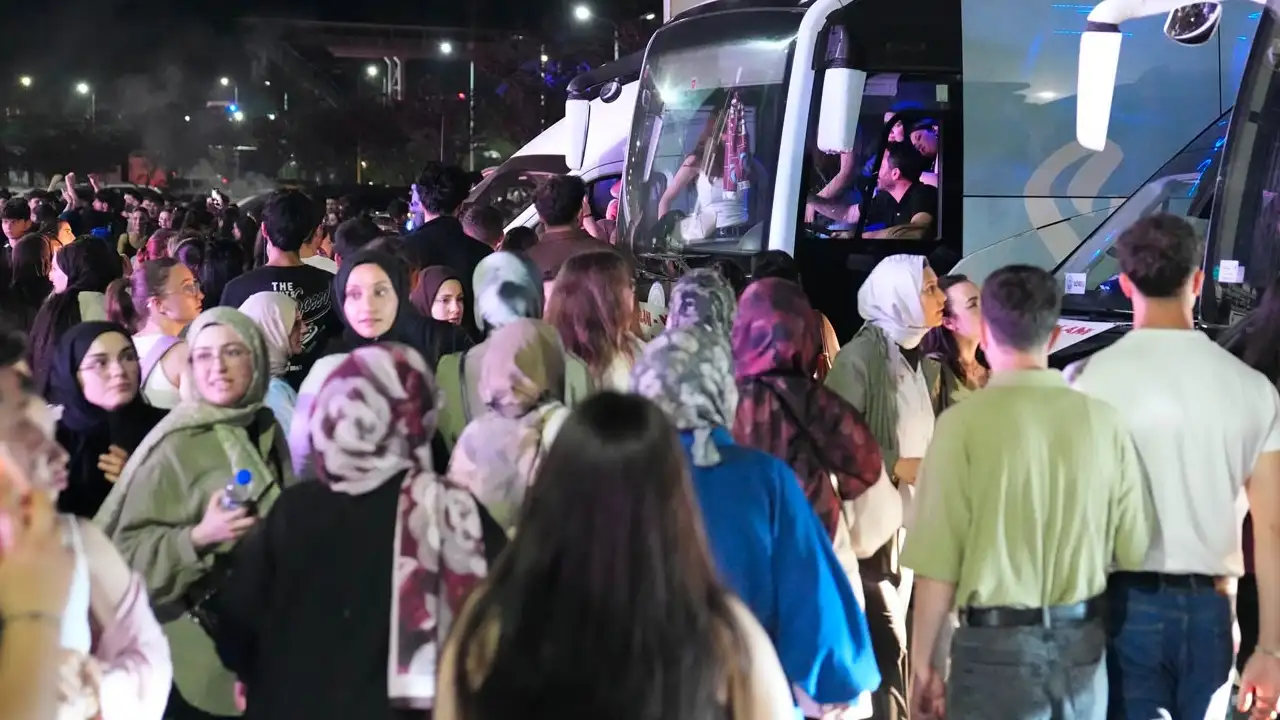 ortahisar-belediyesinin-kultur-yolu-festivali-hizmetleri-vatandaslardan-tam-not-aldi
