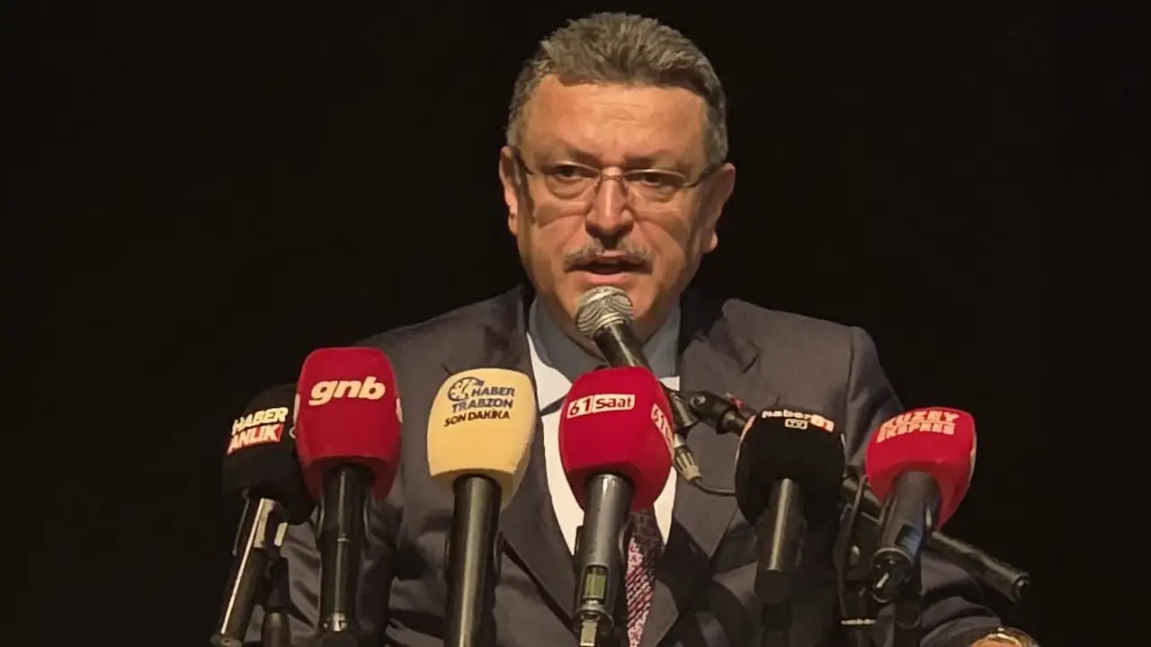 ak-parti-trabzon-il-danisma-meclisinde-gundem-yatirimlar-oldu