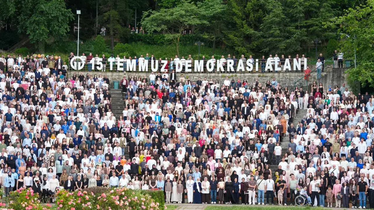baskan-genc-ktude-mezuniyet-coskusuna-ortak-oldu-2053-ve-2071-vizyonuna-genclerimiz-yon-verecek