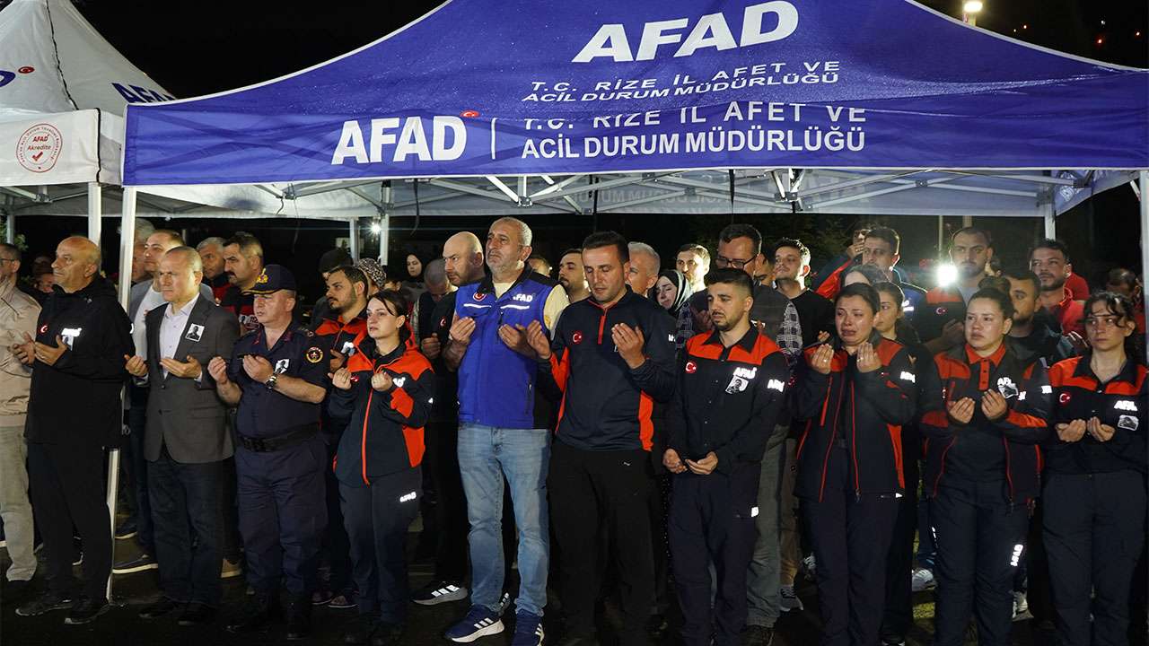 gorevi-basinda-yasamini-yitiren-afad-personeline-son-gorev
