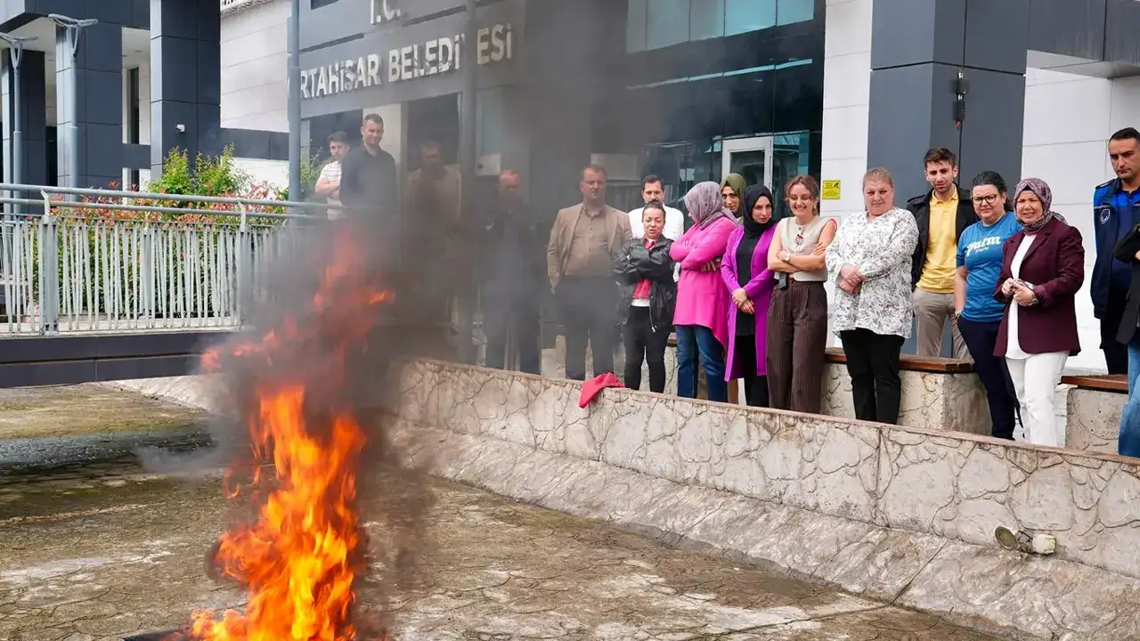 ortahisar-belediyesi-personeline-yangin-guvenligi-egitimi