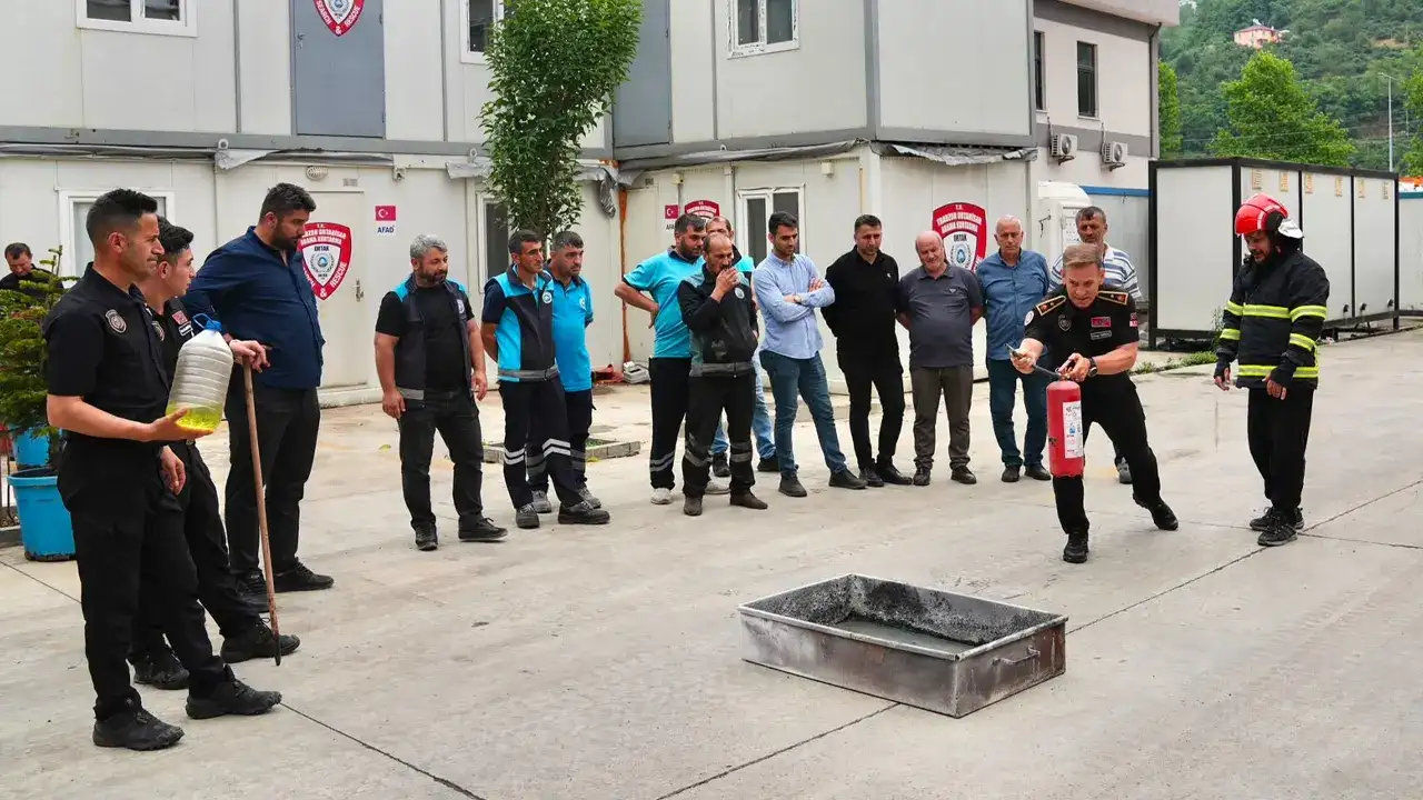 ortahisar-belediyesi-personeline-yangin-guvenligi-egitimi