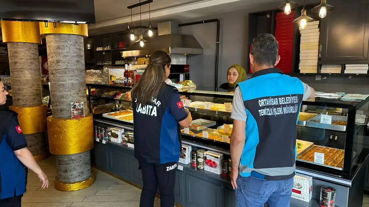 ortahisar-belediyesinden-esnafa-temizlik-cagrisi