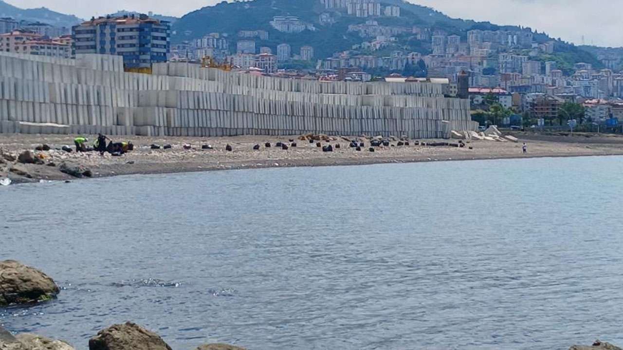 trabzon-sahilinde-temizlik-seferberligi-baslatildi