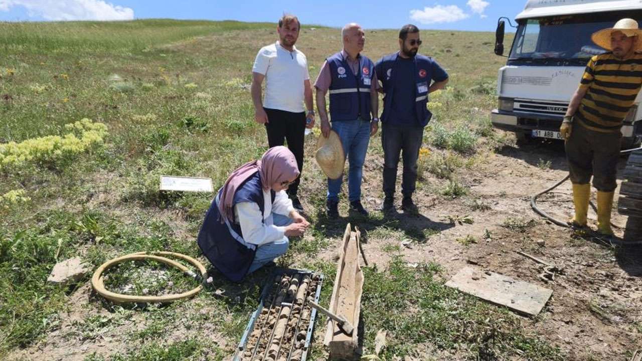 bayburtta-imar-planlamasi-icin-jeolojik-etut-calismalari-incelendi
